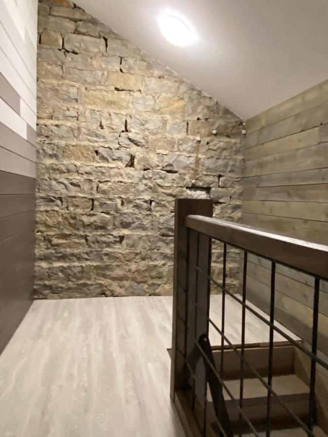 La Chambre des Carrelets Montigny-sur-l'Ain Extérieur photo