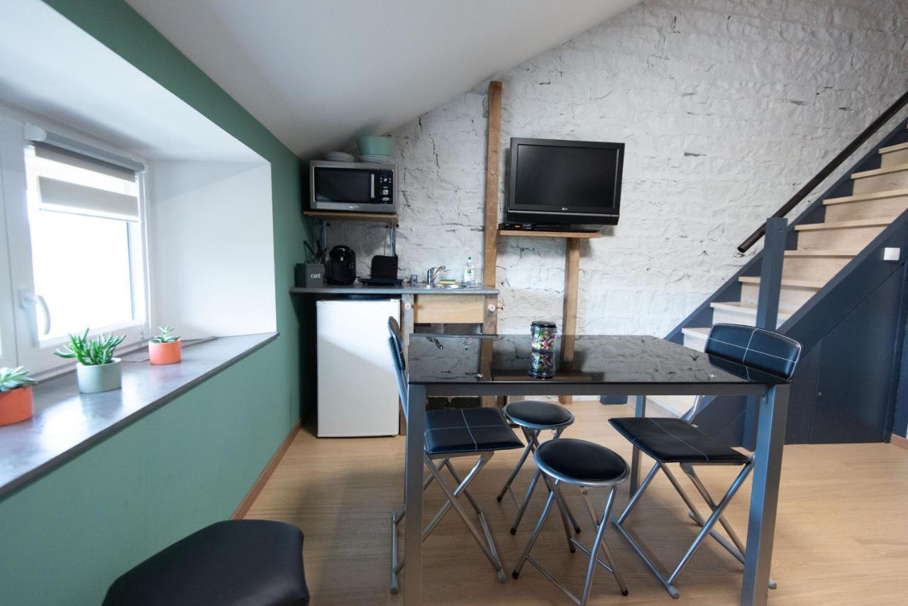 La Chambre des Carrelets Montigny-sur-l'Ain Extérieur photo